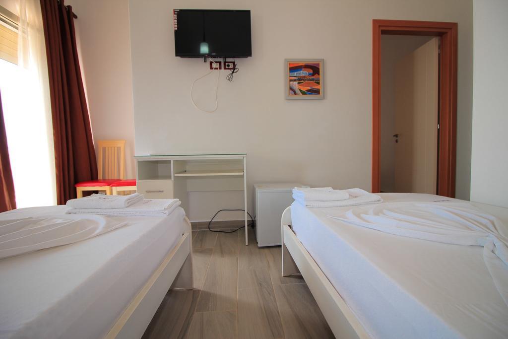 Hotel Keisa Dhërmi エクステリア 写真