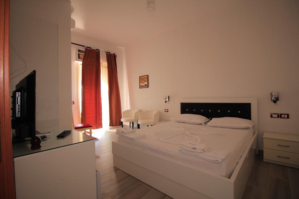 Hotel Keisa Dhërmi 部屋 写真
