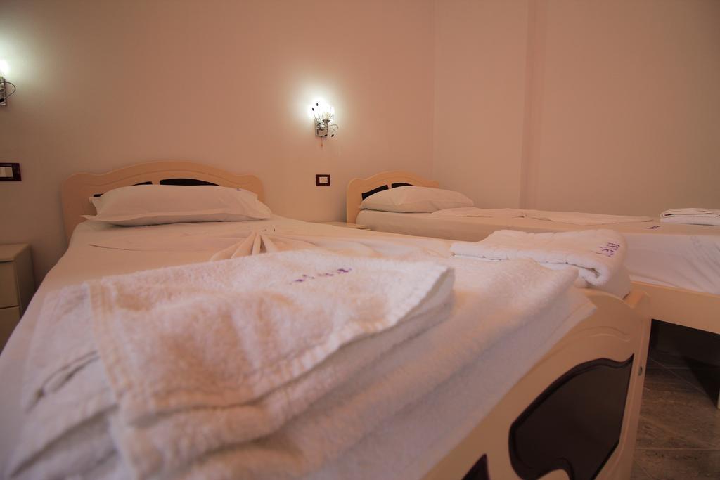 Hotel Keisa Dhërmi 部屋 写真