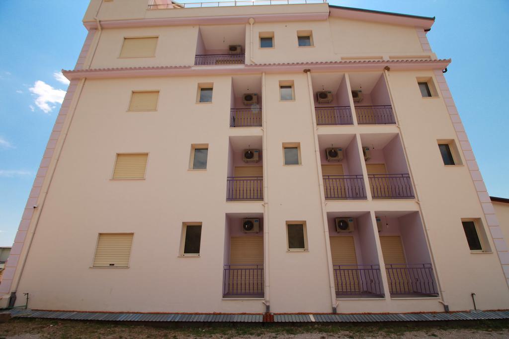 Hotel Keisa Dhërmi エクステリア 写真