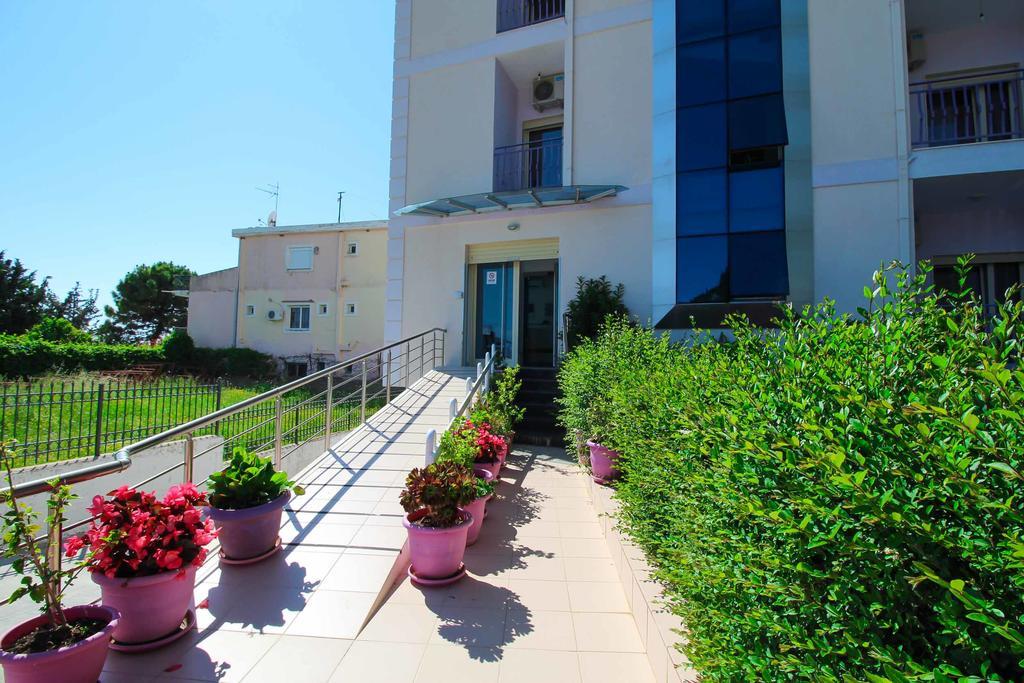 Hotel Keisa Dhërmi エクステリア 写真
